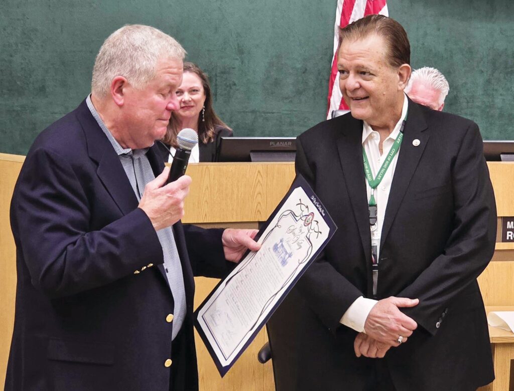 WELL DONE—Pete Stong, above, and Marie Bennett, right, receive a proclamation from Mayor Fred Thomas during a recent council presentation recognizing volunteers for their invaluable contributions to the Simi Valley community. Photos by MICHELE WILLER-ALLRED/Acorn Newspapers