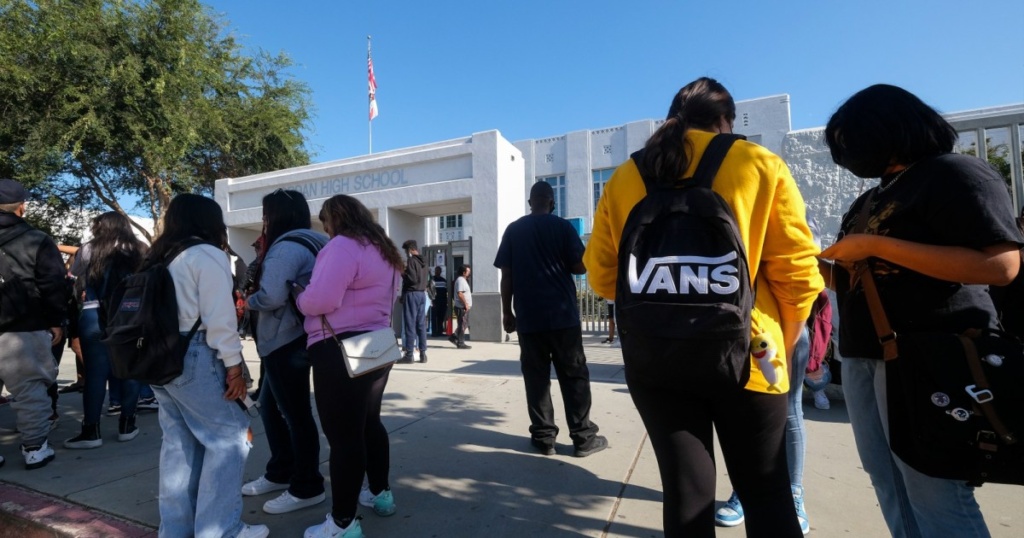 Harsh Immigration Policies Affect Students’ Academic Performance – Mother Jones