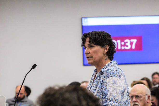 Save Our Saluda President Melanie Ruhlman addresses Greenville County Council Nov. 7, 2023 to advocate for riparian buffer protections along waters within the county.