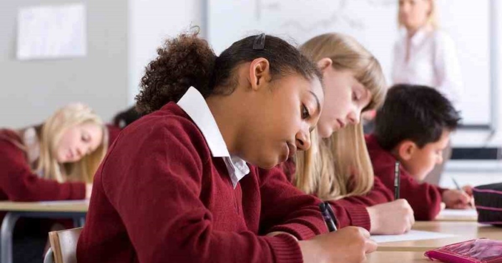 PISA 2022 – the impact of school experiences on student… PISA 2022 – the impact of school experiences on student…