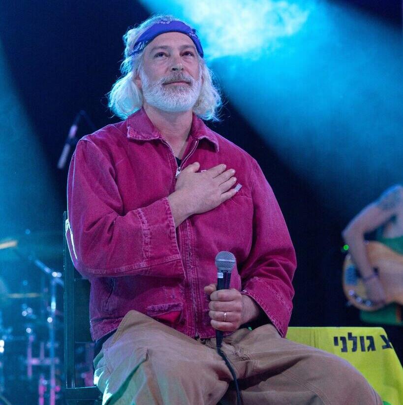 Popular Israeli singer Mtisyahu (Photo: Rick Kern/Getty Images) מתיסיהו