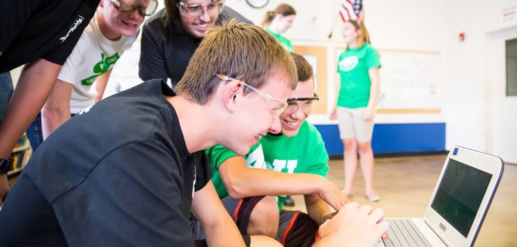 Philanthropist’s .1M gift launches 4-H Leadership Academy Philanthropist’s .1M gift launches 4-H Leadership Academy