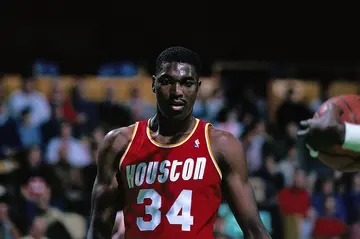 Hakeem Olajuwon Quintuple double