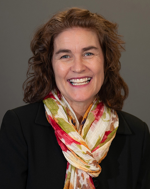 Mary Howell Sirna head shot