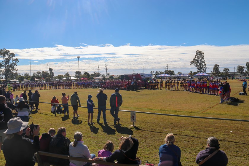 All teams paid tribute to Peter Rafter. Photo: Jackie Stephson