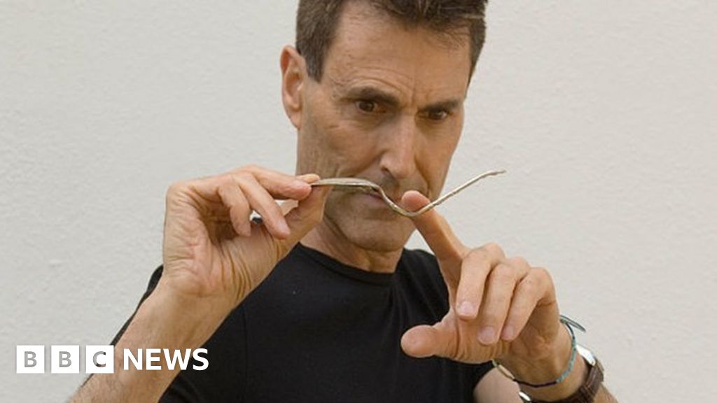 Israeli ‘psychic’ Uri Geller still baffling fans at 75 Israeli ‘psychic’ Uri Geller still baffling fans at 75