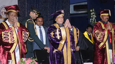 Getty Images President Pranab Mukherjee, Governor Droupadi Murmu and Jharkhand Chief Minister Raghubar Das during the inauguration of Diamond Jubilee celebrations and the 26th Convocation of the Birla Institute of Technology, Mesra, on January 10, 2016 in Ranchi, India.