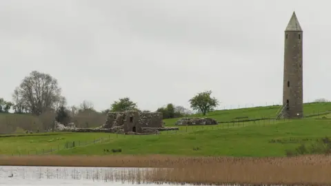PACEMAKER Devenish Island, Lough Erne
