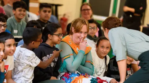 Joe Bailey/RSC Actors bringing Twelfth Night to the Nelson Mandela School in Birmingham, as part of the RSC's First Encounters scheme
