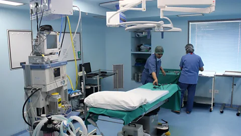 Shahid Tantray Doctors prepare for a sterilisation procedure at Delhi’s Sucheta Kriplani Hospital (Credit: Shahid Tantray)