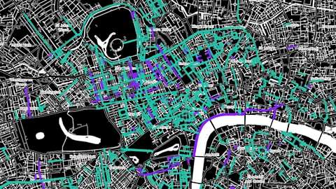 Social Dynamics/Nokia Bell Labs ...whereas in London, streets named after people are 60% male and 40% female (Credit: Social Dynamics/Nokia Bell Labs)
