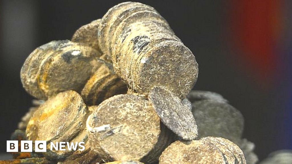 Who owns the treasure hidden under the sea? Who owns the treasure hidden under the sea?