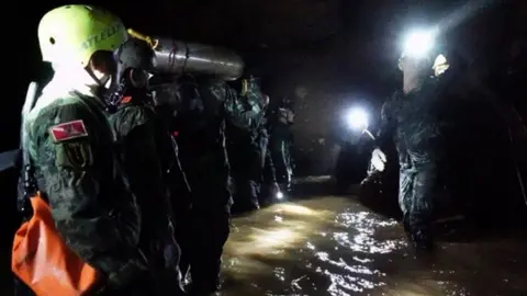 EPA Thailand cave rescuers