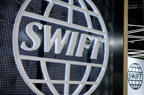 Ben Phillips The Swift logo