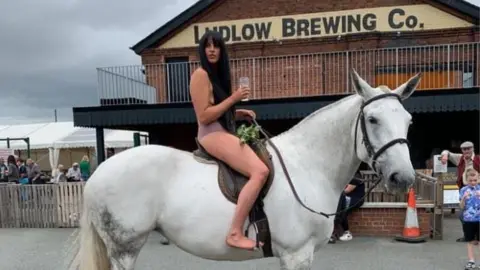 Grace Oakley Grace Oakley on her horse