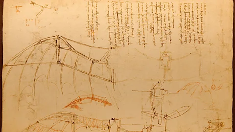 Luc Viatour All 6,000 pages of scrawled notes – which some scholars think are intentionally cryptic – are in right-to-left “mirror writing” (Credit: Luc Viatour)