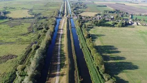 Jackson Civil Engineering View above the Ouse Washes at Welney