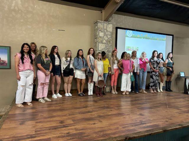 Fashion and philanthropy – Stephenville Empire-Tribune