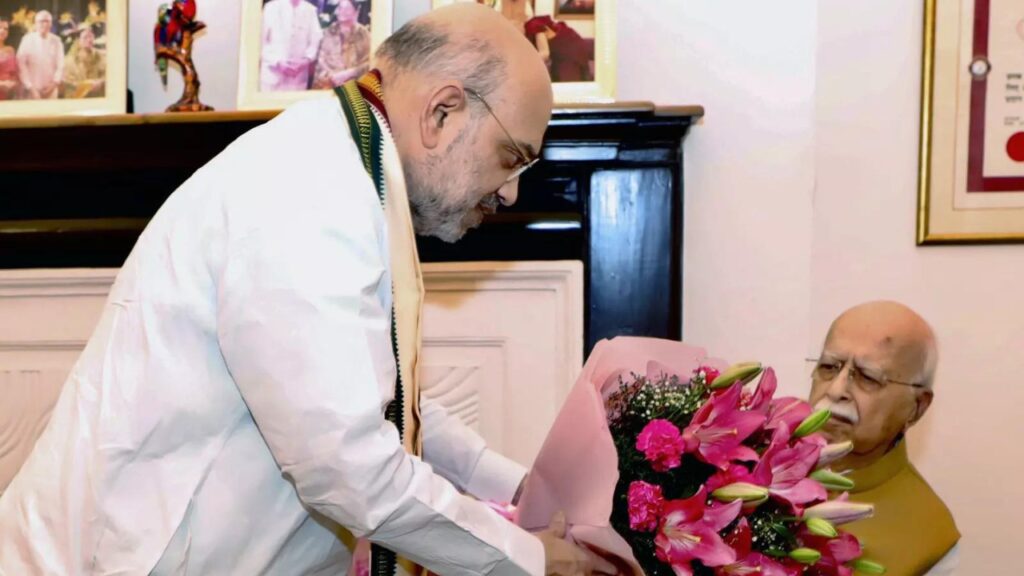 Amit Shah praises L K Advani as a strong leader who set standards of morality in politics | India News Amit Shah praises L K Advani as a strong leader who set standards of morality in politics | India News