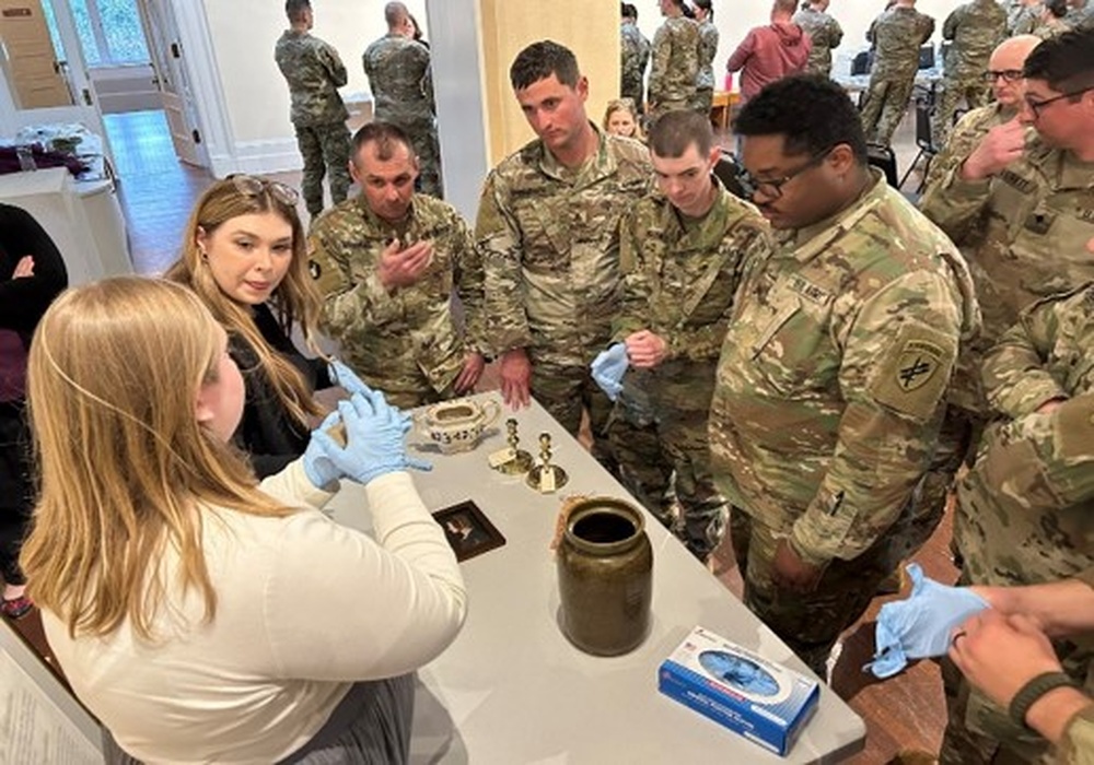 DVIDS – News – Grad Students And Army Civil Affairs Soldiers Partner To Improve Artifact Preservation Techniques