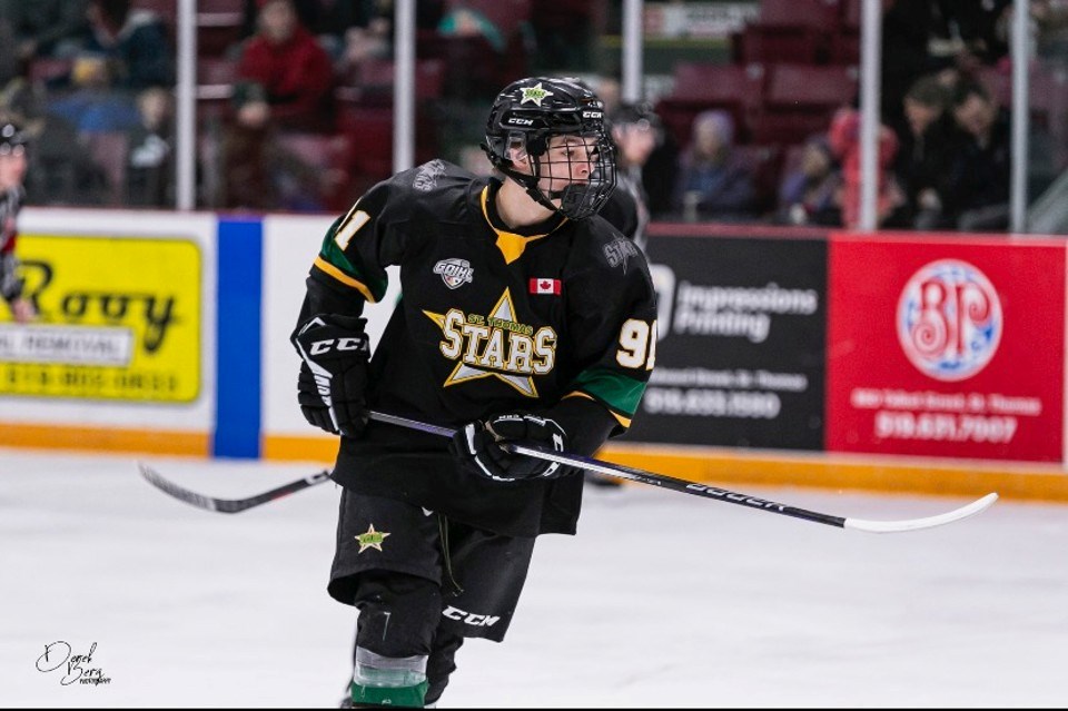 Long wins Britt Jessup Memorial Award as outstanding male athlete Long wins Britt Jessup Memorial Award as outstanding male athlete