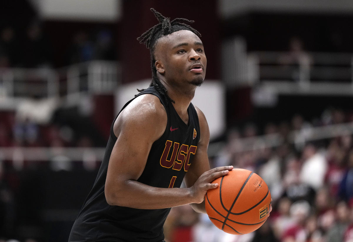 USC’s Isaiah Collier on return to court and overcoming adversity this season: ‘A learning process for all of us’ USC’s Isaiah Collier on return to court and overcoming adversity this season: ‘A learning process for all of us’