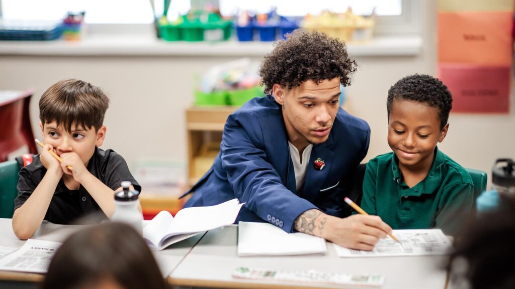 Mentorship program places more Black teachers in the classroom