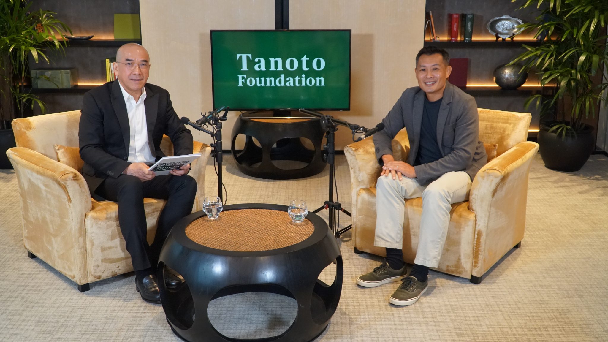 Unlocking Potential: Developing Future Leaders in Asia Unlocking Potential: Developing Future Leaders in Asia