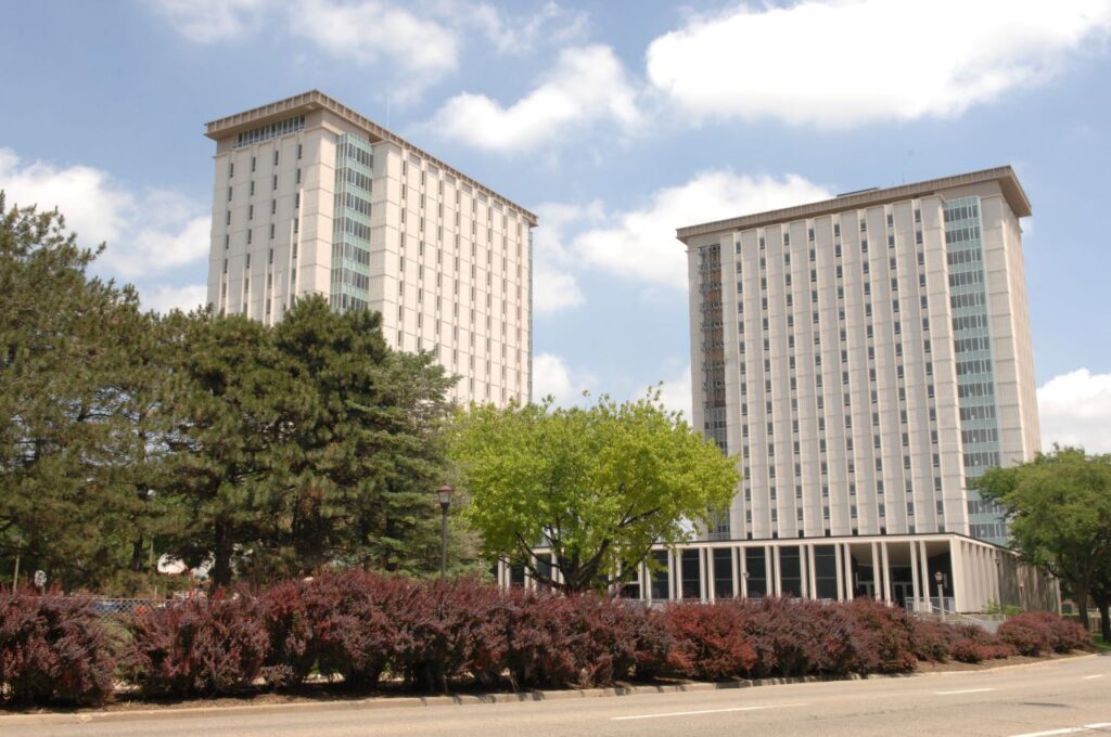 Celebrating student excellence: Housing Services honors Solomon Martin with RACA Academic Scholarship  – News