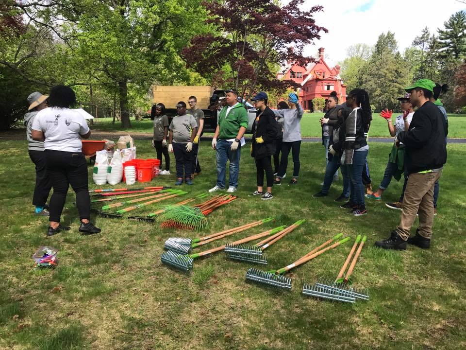 Learning Landscape Preservation at Thomas Edison National Historical Park (U.S. National Park Service) Learning Landscape Preservation at Thomas Edison National Historical Park (U.S. National Park Service)