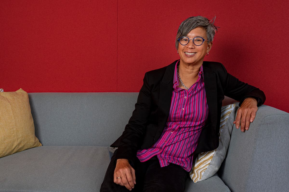 The larger the nonprofit, the more likely it is run by a white man, says new Candid diversity report