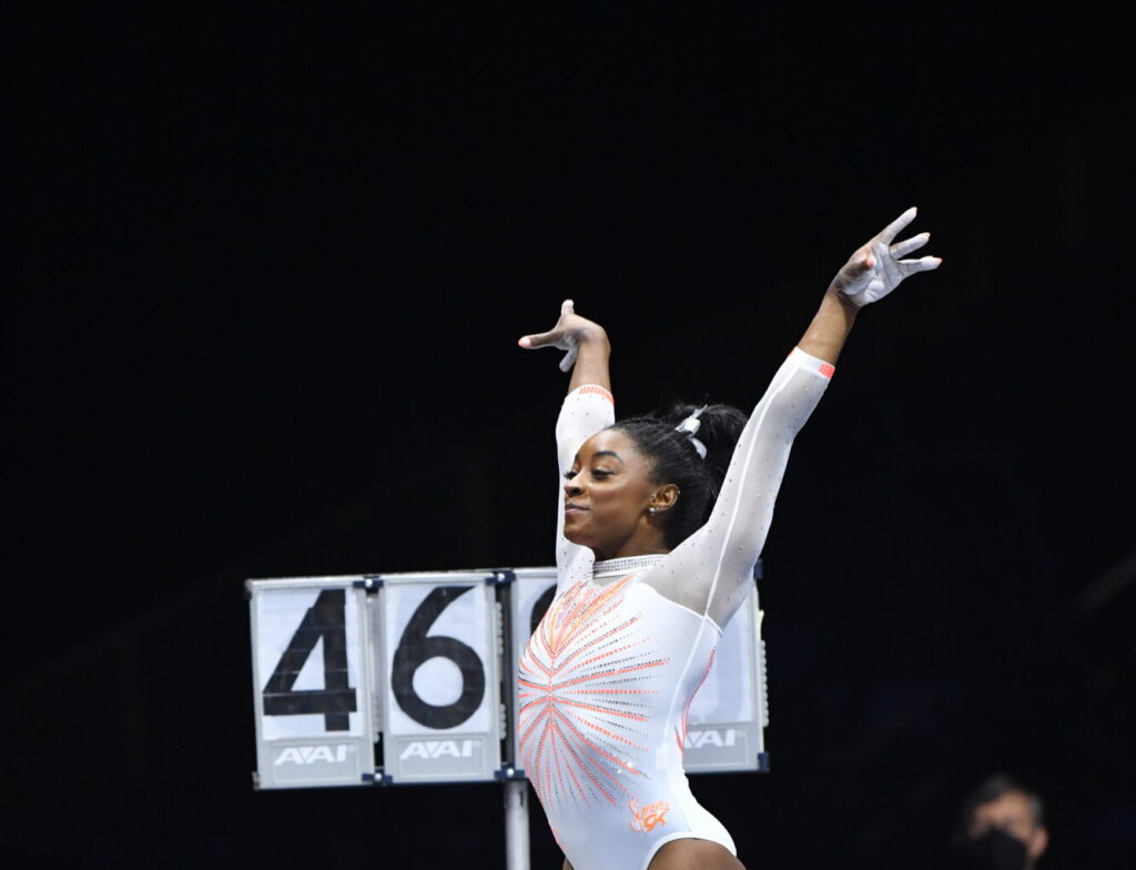 Inside Gymnastics Magazine | 1.41 Seconds: The Physics of Simone