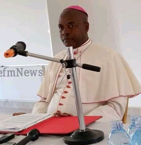 New Mbarara Achibishop Beinomugisha praises Most. Rev. Paul Kamuza Bakyenga New Mbarara Achibishop Beinomugisha praises Most. Rev. Paul Kamuza Bakyenga