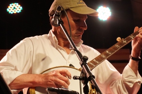 A former CEO combines fringe and philanthropy