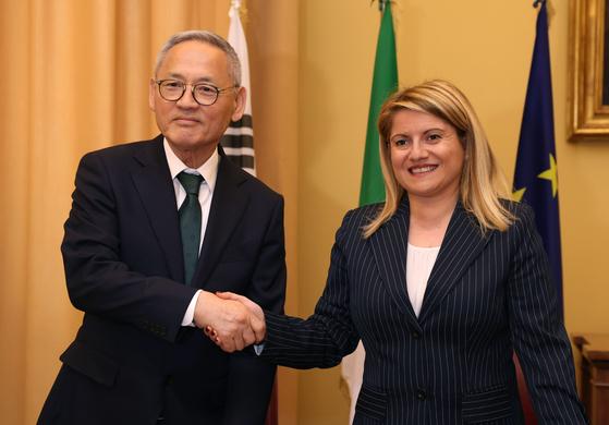 Korea and Italy sign MOU for cultural exchange