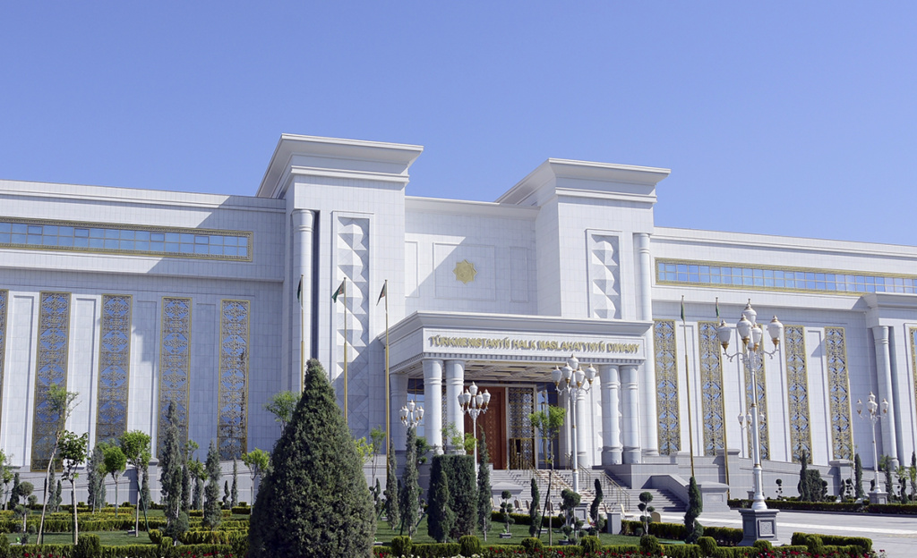The National Leader of the Turkmen people, Chairman of the Halk Maslakhaty of Turkmenistan congratulated the Hero of Turkmenistan Ch. Rustemova The National Leader of the Turkmen people, Chairman of the Halk Maslakhaty of Turkmenistan congratulated the Hero of Turkmenistan Ch. Rustemova