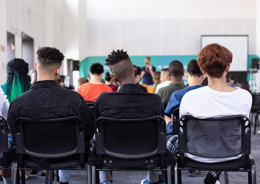 School debate programs linked to improvements in academic achievement, graduation rates, and college enrollment School debate programs linked to improvements in academic achievement, graduation rates, and college enrollment