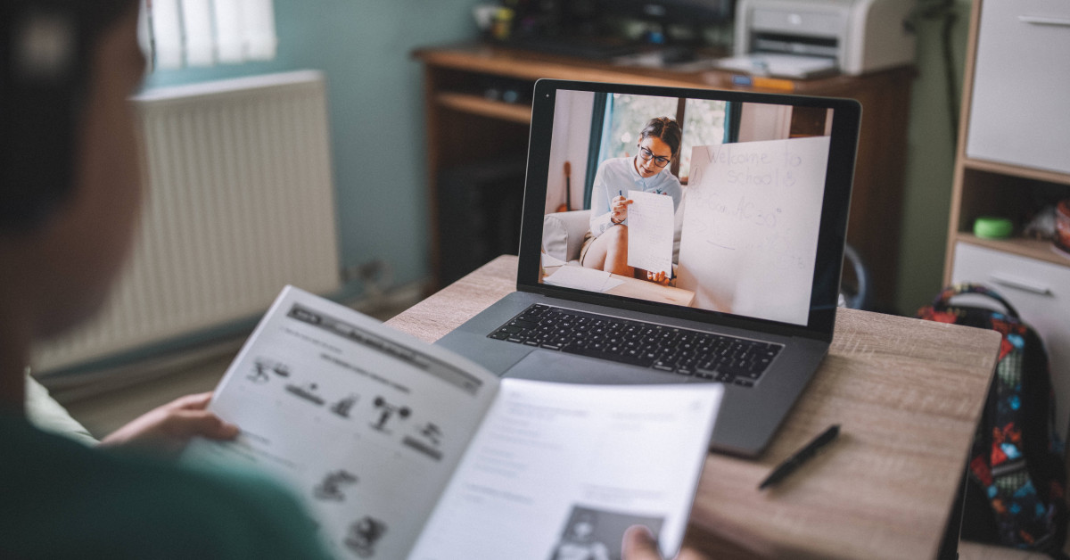 WMU program offers free tutoring, mentorship to KPS middle and high school students | WMU News