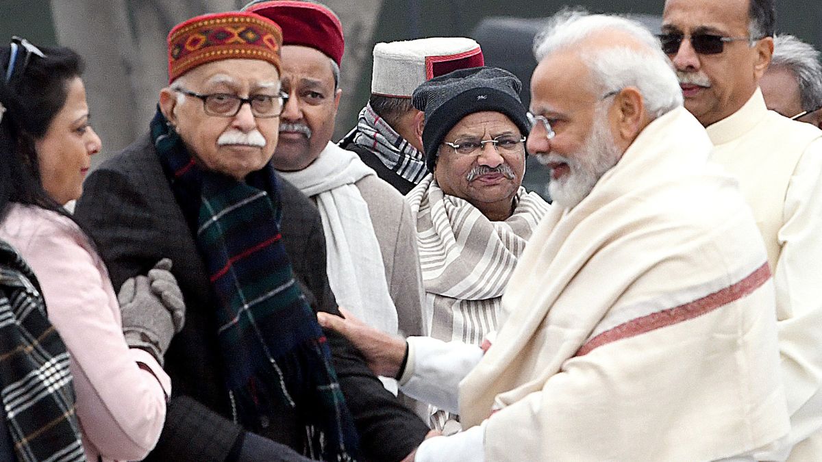 BJP Leaders Heap Praises On LK Advani For Getting Bharat Ratna; PM Says ‘Emotional Moment’