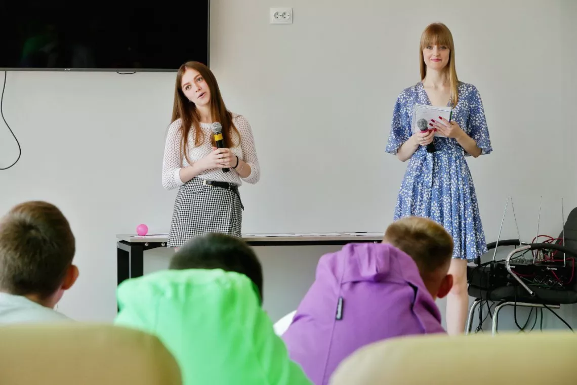 Future psychologists help teenagers unleash their potential Future psychologists help teenagers unleash their potential