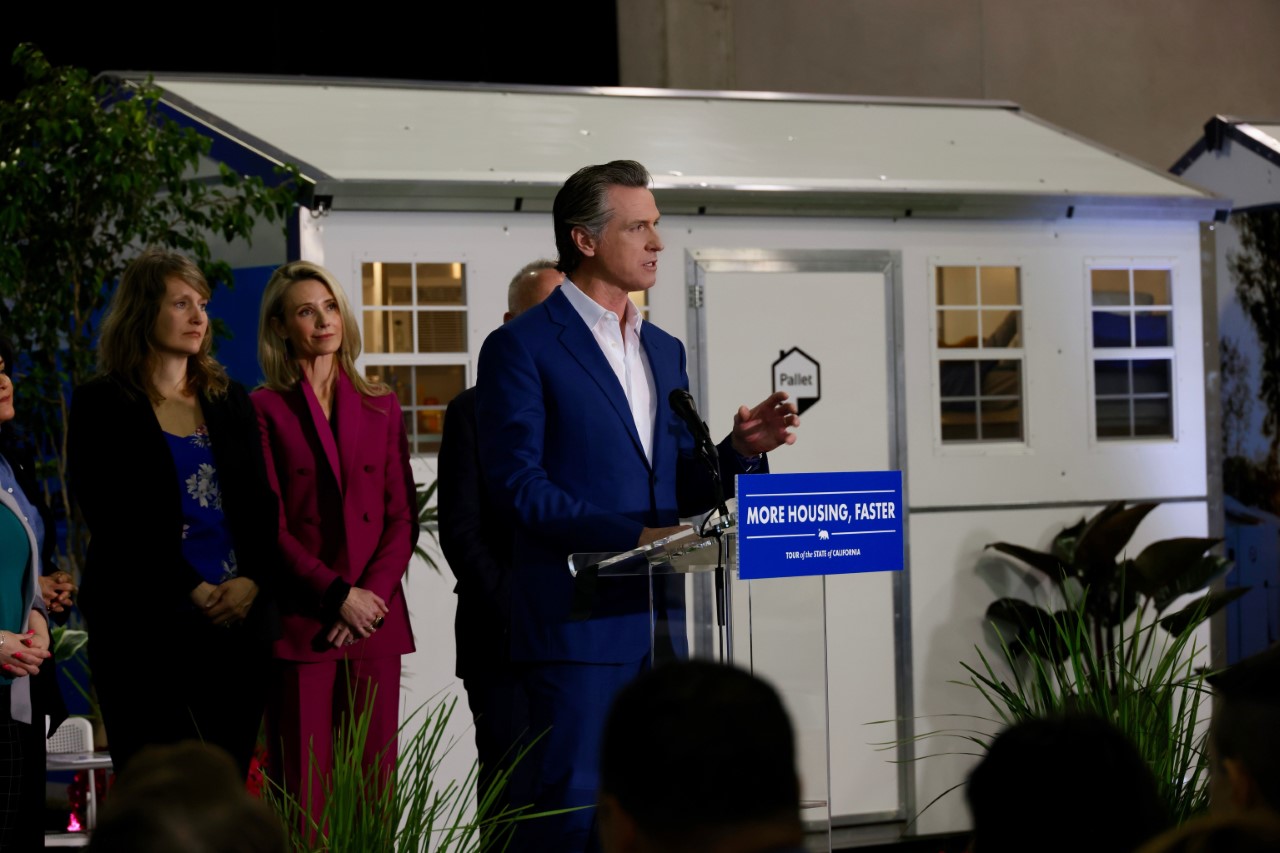 Governor Newsom Announces  Billion in Homelessness Funding, Launches State’s Largest Mobilization of Small Homes