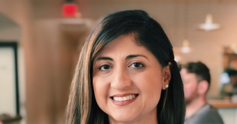 Local Hero: Evelyn Aleman, Advocating for Low-Resource Students and Their Families | Local Heroes