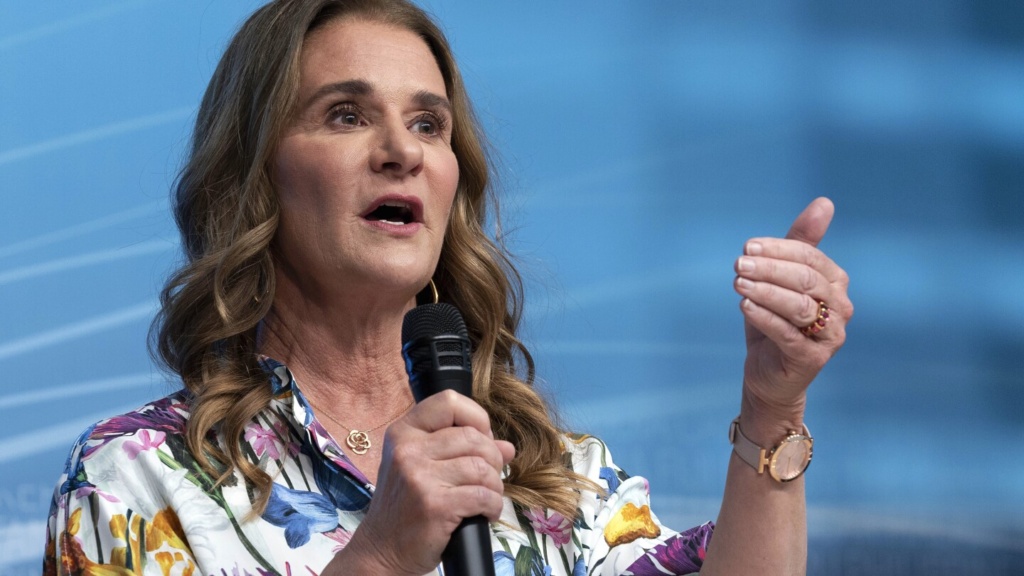 Melinda French Gates to donate  billion over next 2 years
