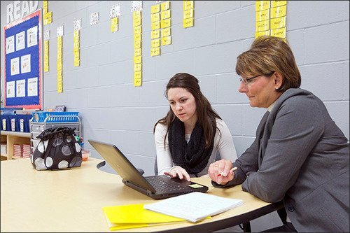 Mentors for New Teachers Found to Boost Student Achievement—by a Lot