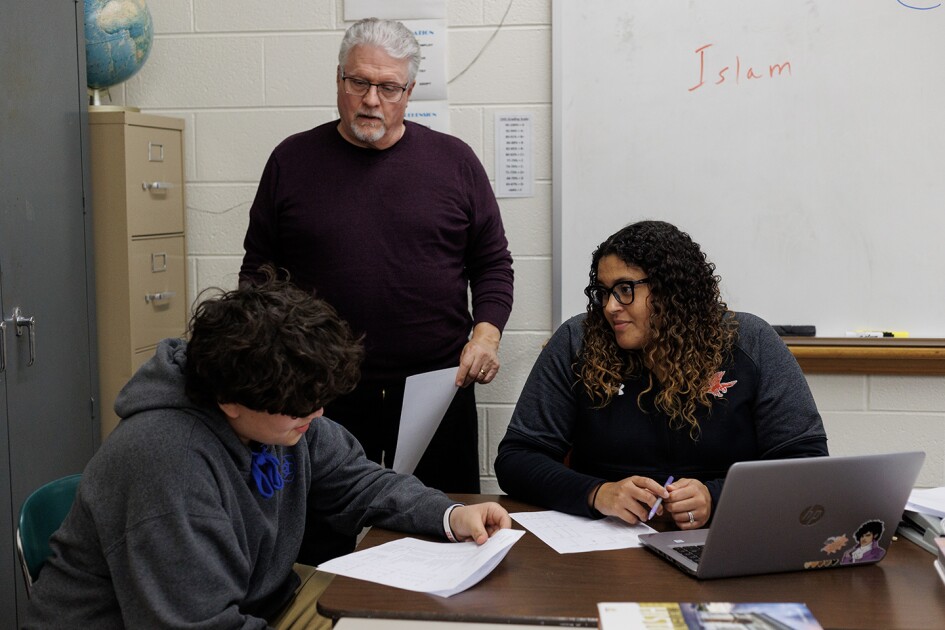 Every Student Needs a Mentor. How Schools Can Make That Happen Every Student Needs a Mentor. How Schools Can Make That Happen