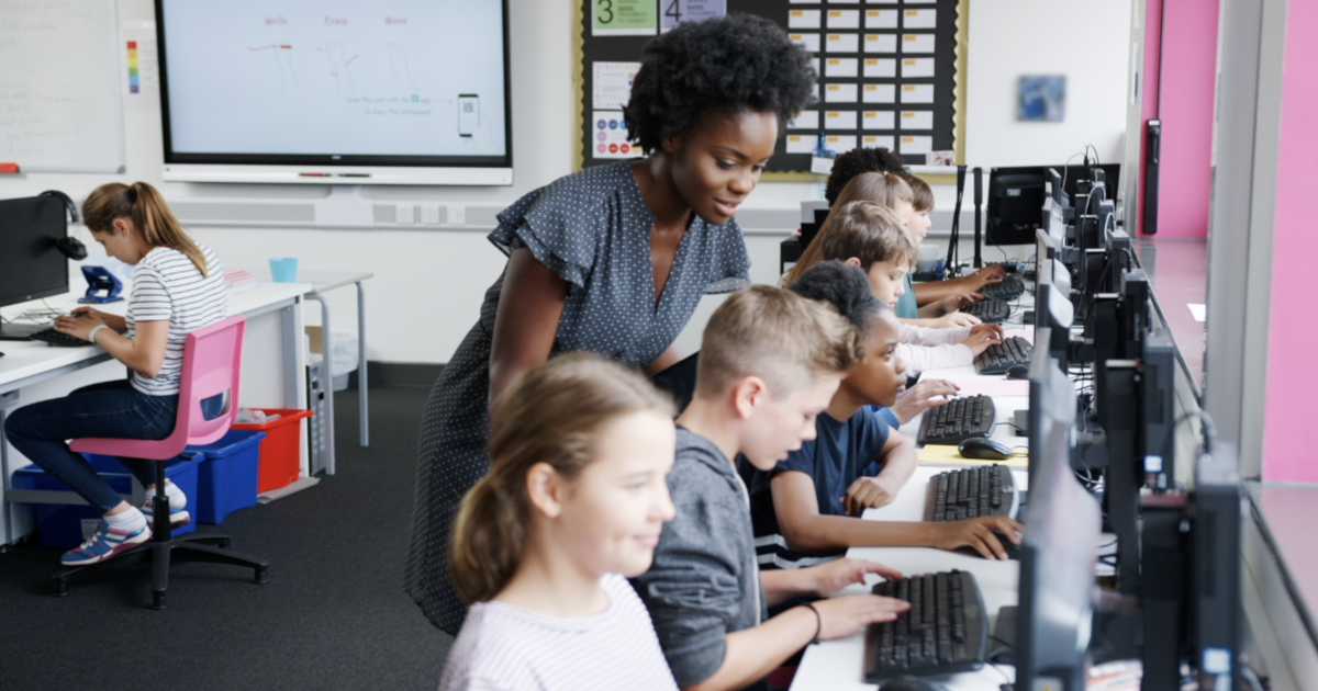 TN mentorship program short 9,000 mentors to help kids go to college