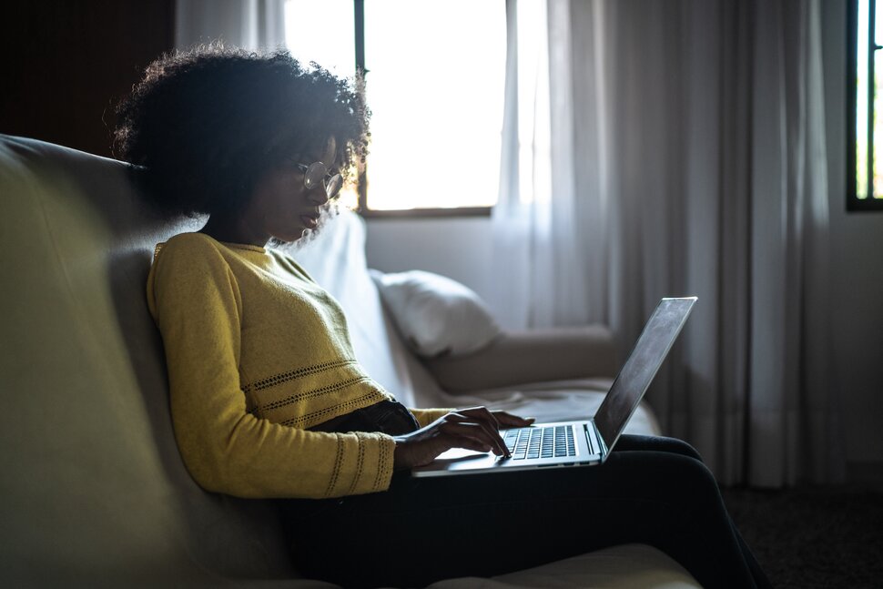 12 Ways to Win a College Scholarship 12 Ways to Win a College Scholarship