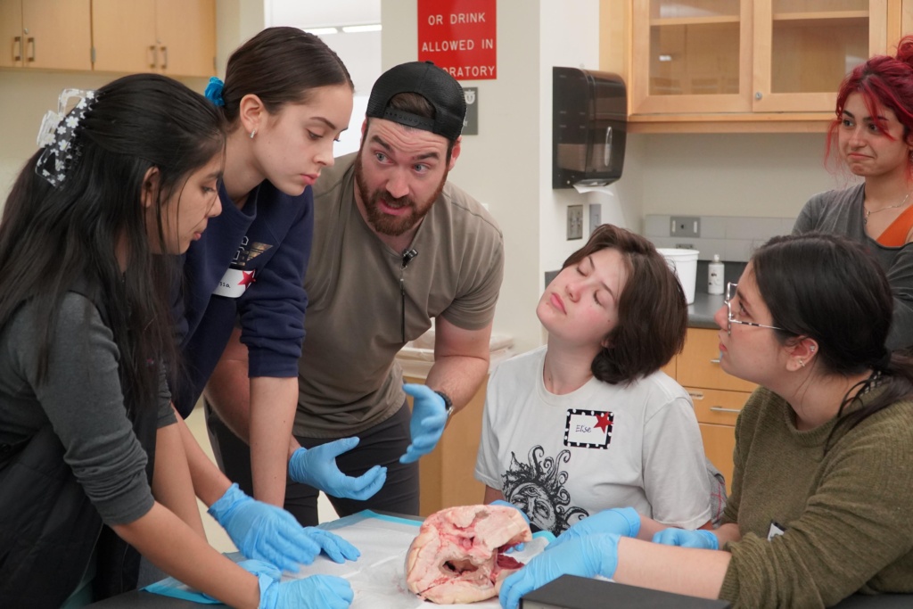 Saturday Academy program inspires mentorship | University of Utah Health Saturday Academy program inspires mentorship | University of Utah Health