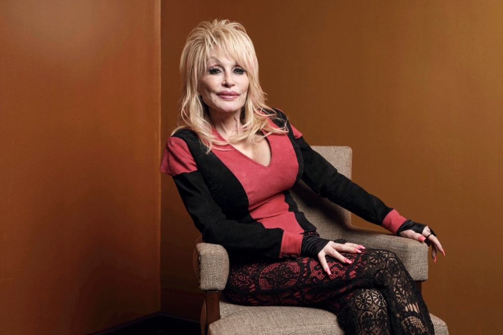 Dolly Parton plans for a musical on her life using her songs to land on Broadway in 2026 Dolly Parton plans for a musical on her life using her songs to land on Broadway in 2026