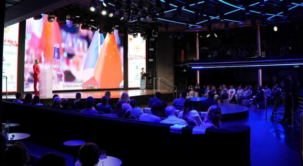 An Evening of Chinese Cinema and Cultural Exchange at Villa Lazzaroni